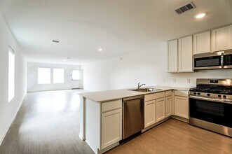 26707 Feather Reed Dr in Katy, TX - Building Photo - Building Photo