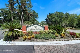 130 Veracruz Dr in Palm Valley, FL - Building Photo