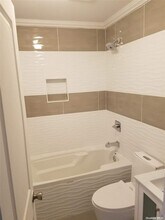 10450 164th St-Unit -1st Fl in Queens, NY - Building Photo - Building Photo