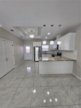15 W Woodson Dr in Edinburg, TX - Building Photo - Building Photo