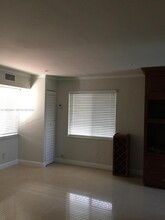 5901 SW 45th St in Miami, FL - Building Photo - Building Photo