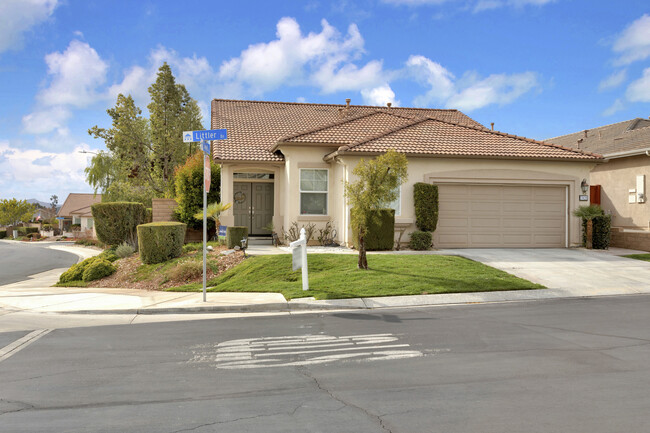 7821 Littler Drive55 Senior Community in Hemet, CA - Building Photo - Building Photo