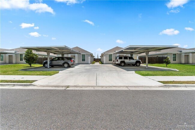 property at 17 Kentucky St