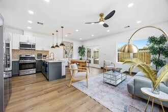 7117 Springdale St in Houston, TX - Building Photo - Building Photo