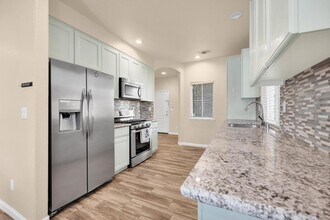 3355 Seymour Ct in West Sacramento, CA - Building Photo - Building Photo
