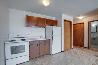 3305 Hennepin Ave S in Minneapolis, MN - Building Photo - Interior Photo