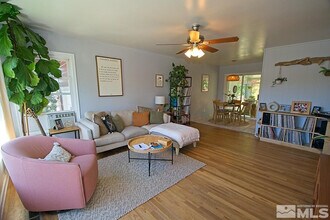 50 Mayberry Dr in Reno, NV - Building Photo - Building Photo