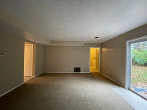 804 Lindenwood Dr S in South Bend, IN - Building Photo - Building Photo