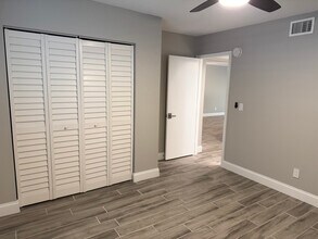 3451 County Barn Rd, Unit G-103 in Naples, FL - Building Photo - Building Photo