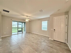 7620 Stonebrook Cir in Zephyrhills, FL - Building Photo - Building Photo