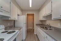1546 Hamilton Dr photo'