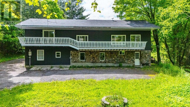 property at 1630 Kashagawigamog Lake Rd