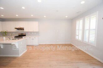 173 Stage Trail Rd. in Camarillo, CA - Building Photo - Building Photo