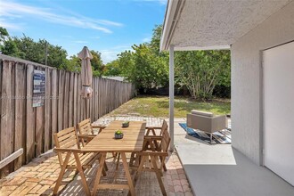 1512 NW 7th Ave in Fort Lauderdale, FL - Building Photo - Building Photo