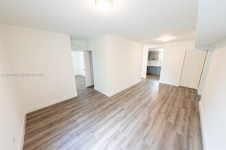 618 SW 21st Ave in Miami, FL - Building Photo - Building Photo