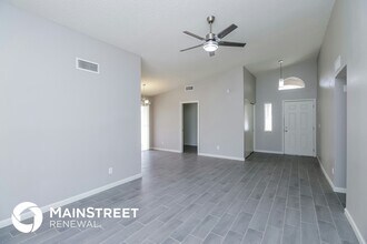 7619 W Desert Cove Ave in Peoria, AZ - Building Photo - Building Photo