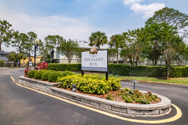 Pheasant Run At Rosemont Condos in Orlando, FL - Building Photo - Building Photo