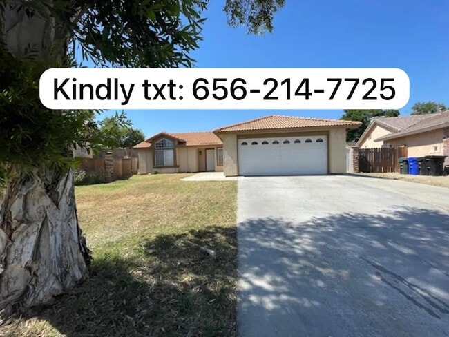 property at 3590 N Amberwood Ave