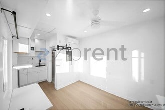 2755 Sanborn Ave in Montrose, CA - Building Photo - Building Photo