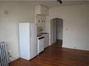 70 Strathmore Rd, Unit #11A in Boston, MA - Building Photo - Building Photo
