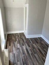 116 Chestnut St, Unit B Lower in Syracuse, NY - Foto de edificio - Building Photo