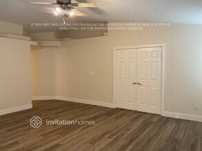 6685 Aviston St, Unit A in Las Vegas, NV - Building Photo - Building Photo