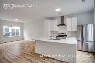 3333 Nicollet Ave in Minneapolis, MN - Building Photo - Building Photo