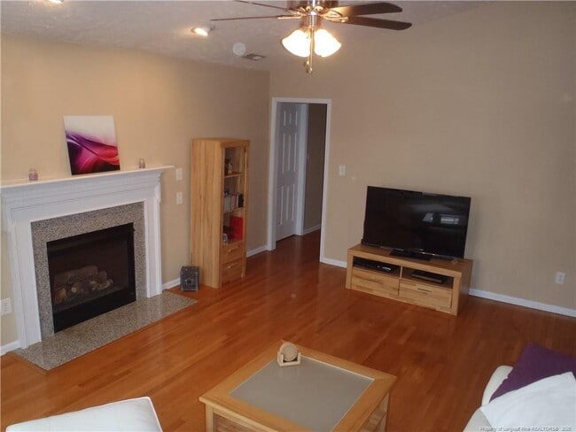 4104 Redspire Ln in Fayetteville, NC - Building Photo - Building Photo
