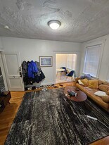 121 Park Dr in Boston, MA - Building Photo