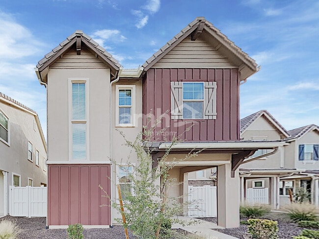 property at 2264 S Osborn Ln