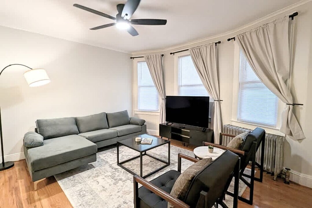 205 S Essex Ave in Orange, NJ - Foto de edificio