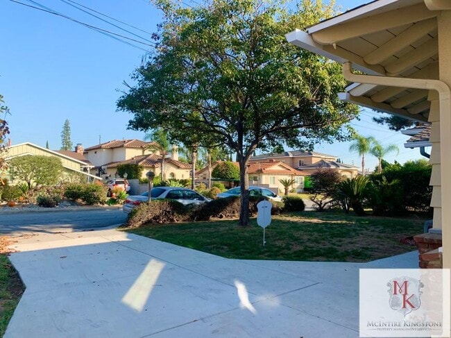 4919 Willmonte Ave in Temple City, CA - Building Photo - Building Photo