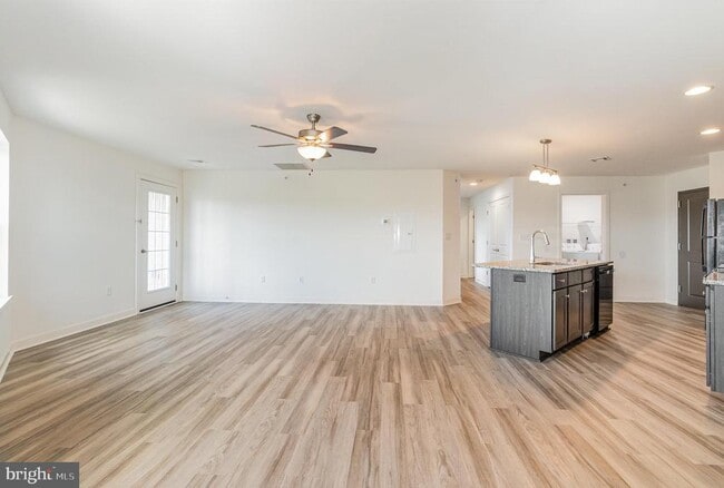 1708 Fairmont Dr in Harrisburg, PA - Building Photo - Building Photo