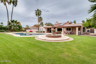 10675 E Cinnabar Ave in Scottsdale, AZ - Building Photo - Building Photo