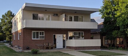 304 1st Ave NW, Unit 103 in Austin, MN - Foto de edificio - Building Photo