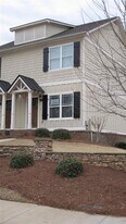 381 Whitehall Rd in Athens, GA - Building Photo