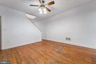 3452 Sunnyside Ave in Philadelphia, PA - Building Photo - Building Photo