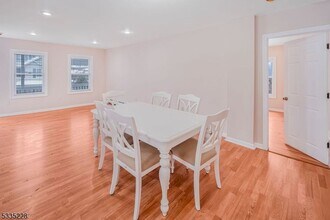 77 Swartswood Rd in Newton, NJ - Foto de edificio - Building Photo