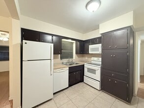 3201 54th St N in St. Petersburg, FL - Building Photo - Building Photo