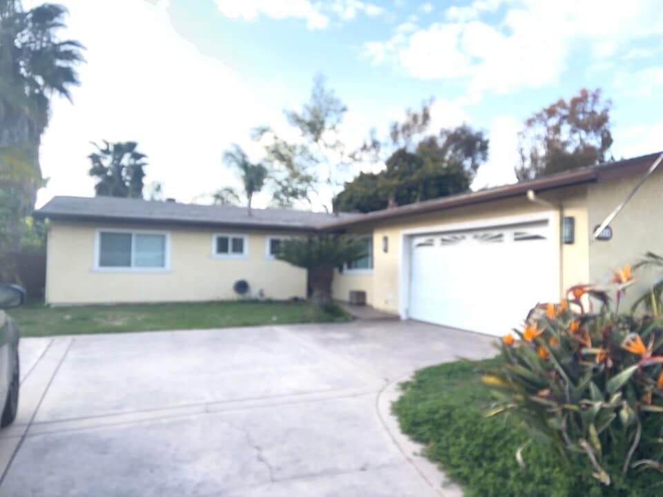 1554 Oleander Ave in Chula Vista, CA - Building Photo
