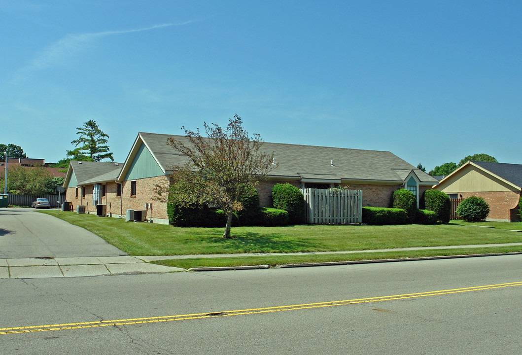 2116 Hewitt Ave in Dayton, OH - Building Photo