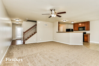 459 Parkgate Dr in Lake St. Louis, MO - Building Photo - Building Photo