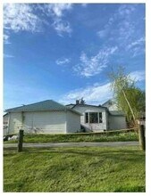 119 Vaughn St in Crooksville, OH - Building Photo - Building Photo