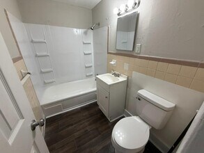 6001 California Ave in Nashville, TN - Building Photo - Building Photo