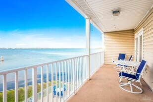 1409 US-98 in Mary Esther, FL - Building Photo