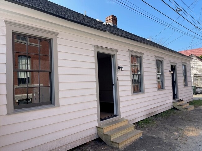 114 W Anderson St in Savannah, GA - Building Photo - Building Photo