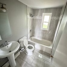 1275 Quinnipiac Ave in New Haven, CT - Building Photo - Building Photo