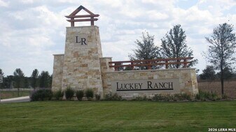 7319 Turnbow in San Antonio, TX - Building Photo