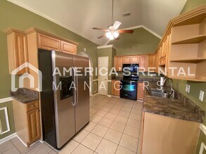 583 Cahaba Manor Dr in Pelham, AL - Building Photo - Building Photo