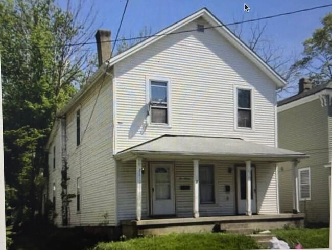 property at 516 Scott St